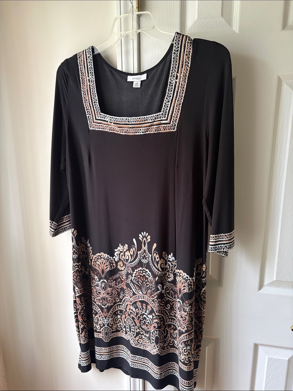 Dressbarn Black Tunic with Beige Paisley Trim dress